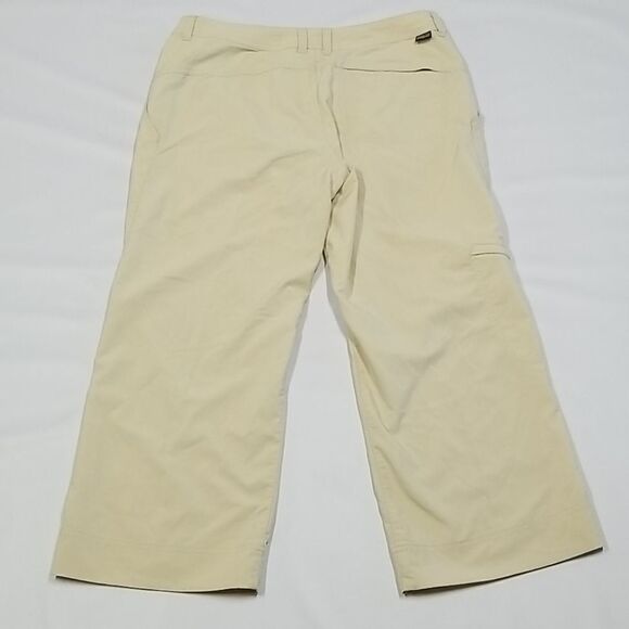 Patagonia Pants Capris Women's Size 8 Light Khaki Pockets Button Zipper Closure - Picture 2 of 7